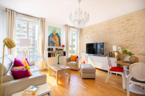 GuestReady - Bright Apt in city centre w/ Parking